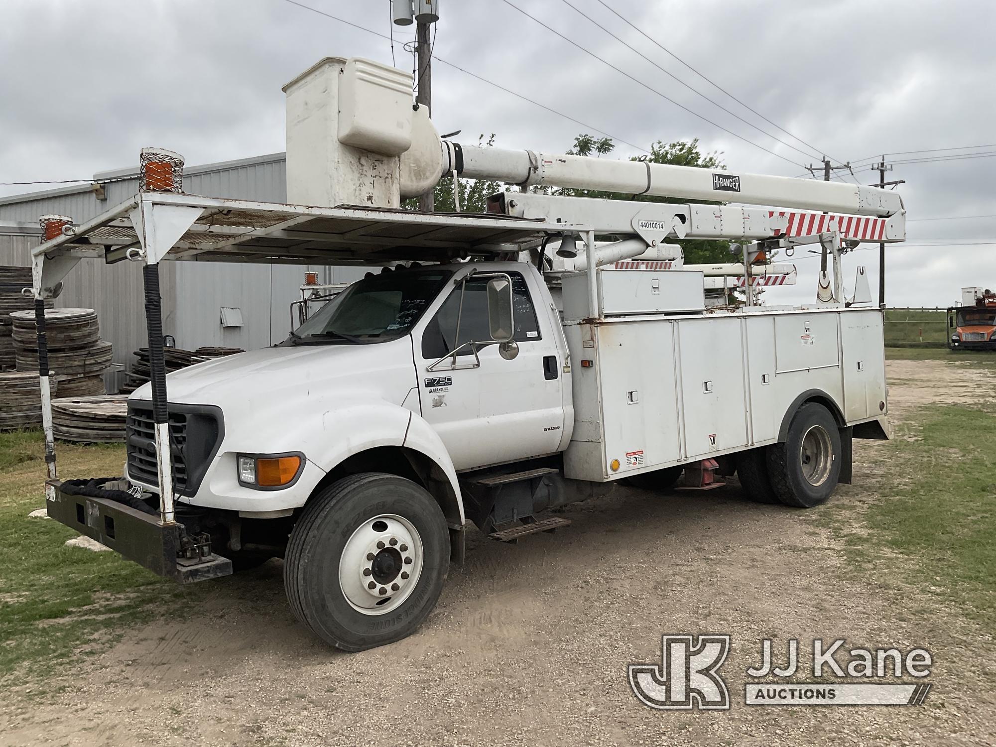 (San Antonio, TX) Terex/Telelect HiRanger 5FC-55, Bucket Truck mounted behind cab on 2002 Ford F750