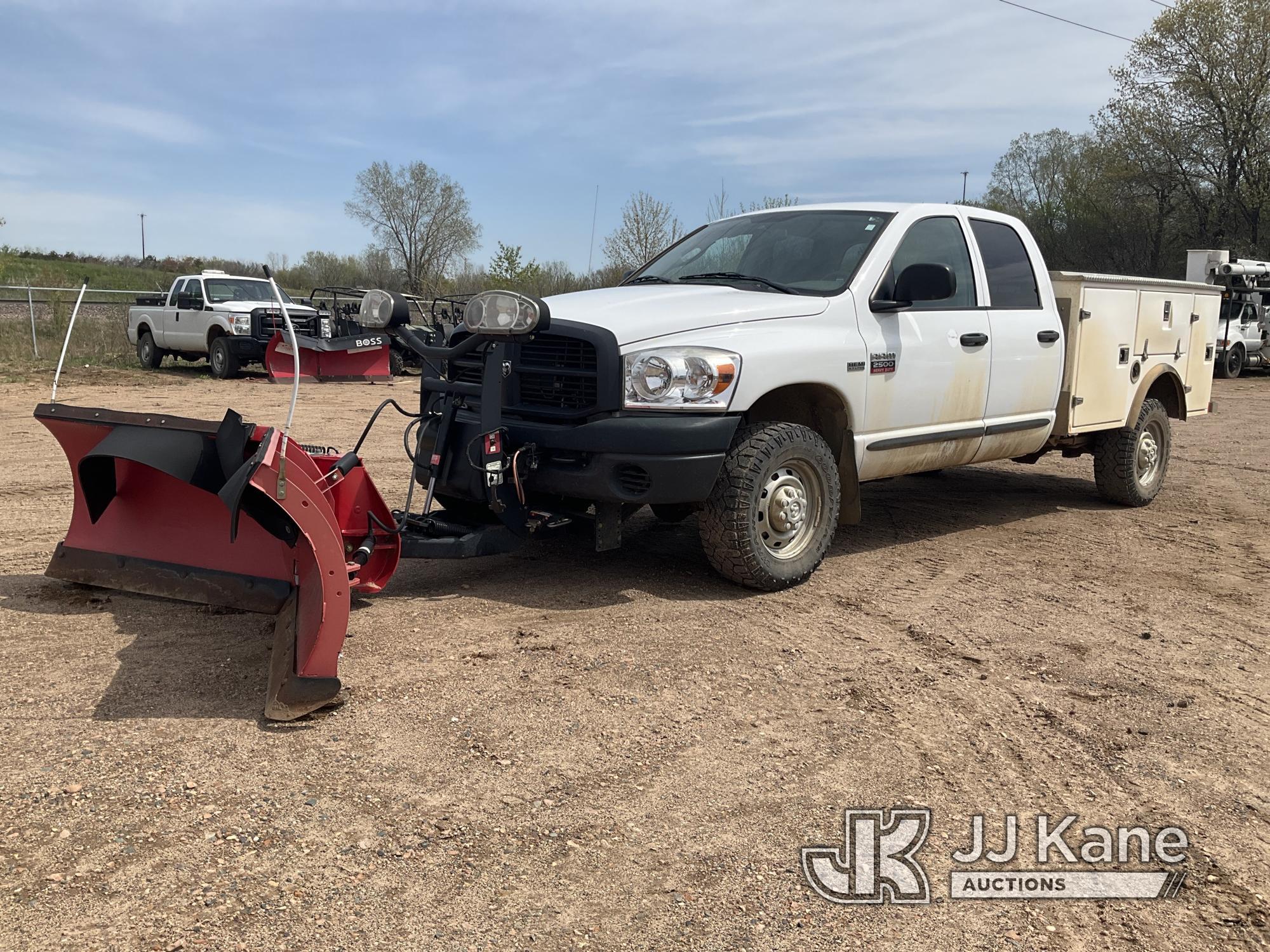 (Shakopee, MN) 2009 RAM 2500 4x4 Crew-Cab Service Truck Starts, Runs, Moves, Plow Operates, Body dam