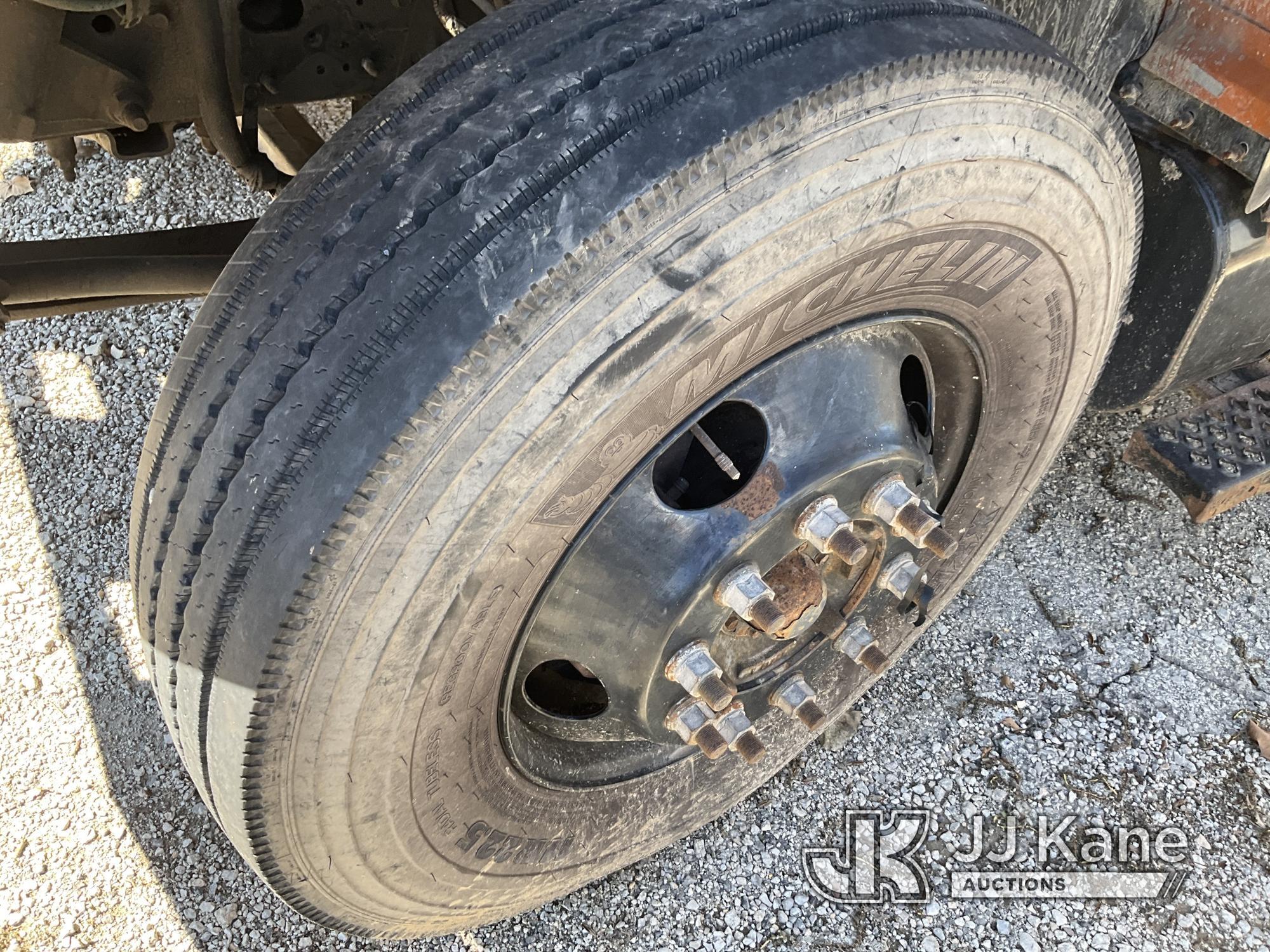 (Kansas City, MO) Altec LRV 55, Over-Center Bucket Truck mounted behind cab on 2005 GMC C7500 Chippe