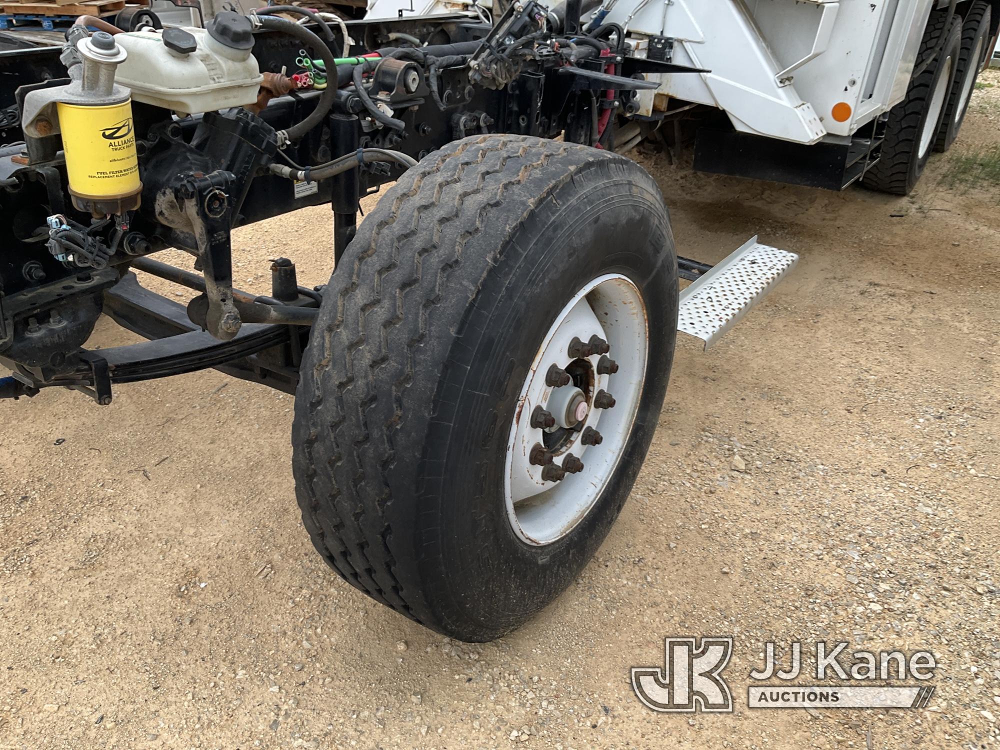 (Houston, TX) 2017 Freightliner M2 106 T/A Flatbed/Utility Truck Not Running, Wrecked/ Totaled, Miss