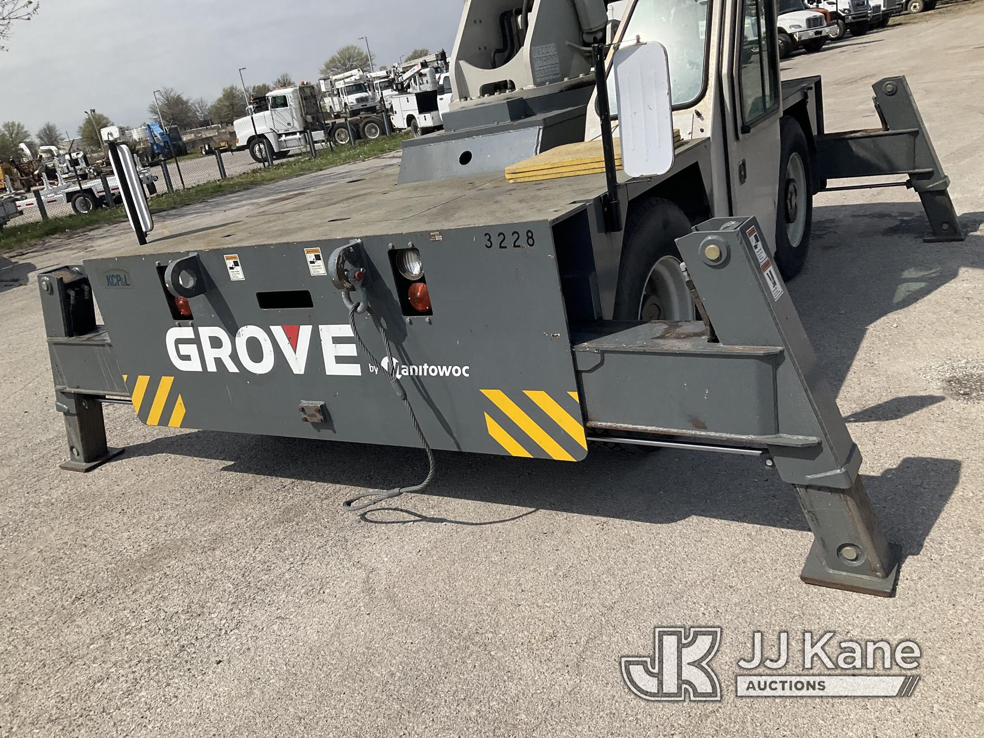 (Kansas City, MO) 2012 Grove YB5518 Carry Deck Crane Runs, Moves, & Operates) (Buyer Will Have To Ge