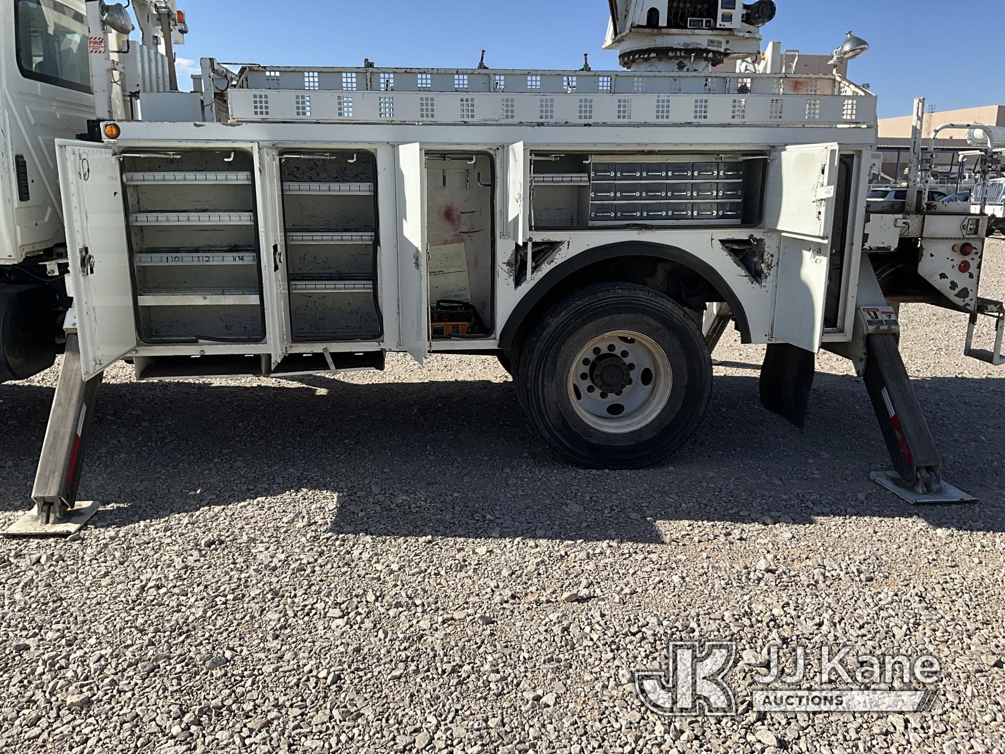 (El Paso, TX) Altec DM47TR, Digger Derrick rear mounted on 2008 International 7400 4x4 Utility Truck