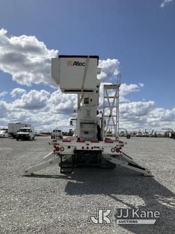 (Hawk Point, MO) Altec AM900-E100, Articulating & Telescopic Elevator Bucket Truck rear mounted on 2