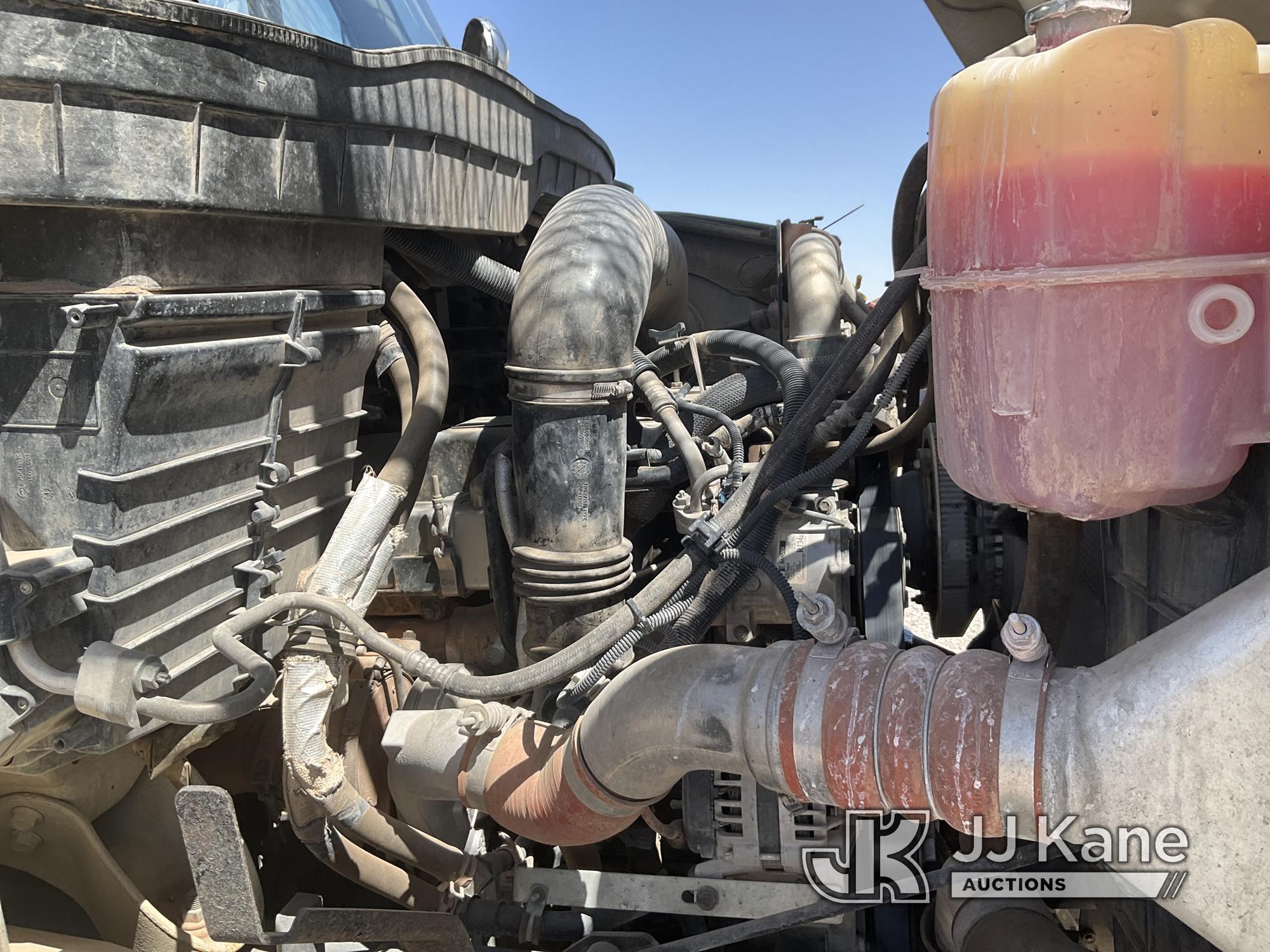 (El Paso, TX) Altec AM55E-MH, Over-Center Material Handling Bucket Truck rear mounted on 2009 Intern