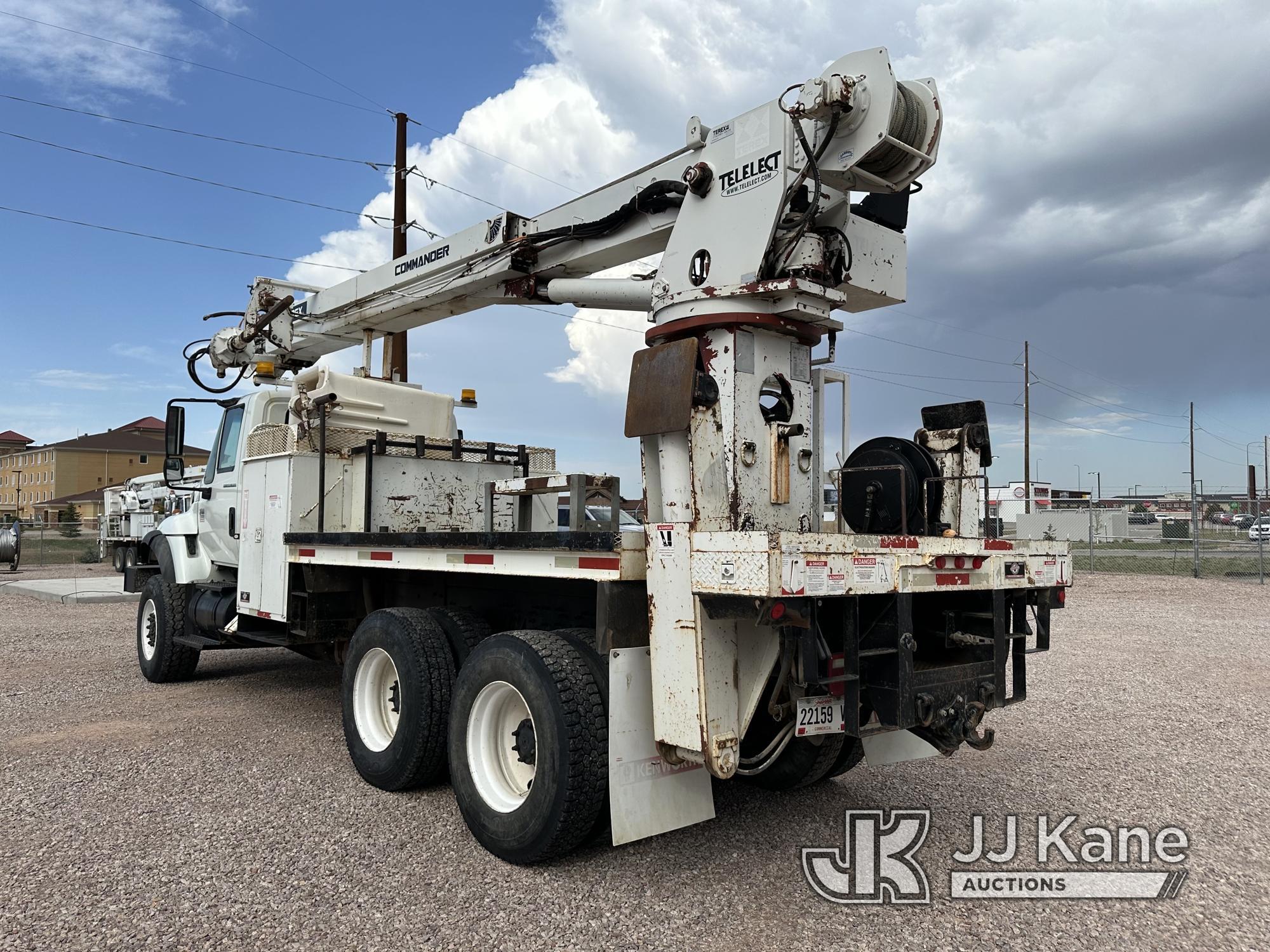 (Custer, SD) Terex Telelect Commander 6000, Digger Derrick rear mounted on 2004 International 7400 6