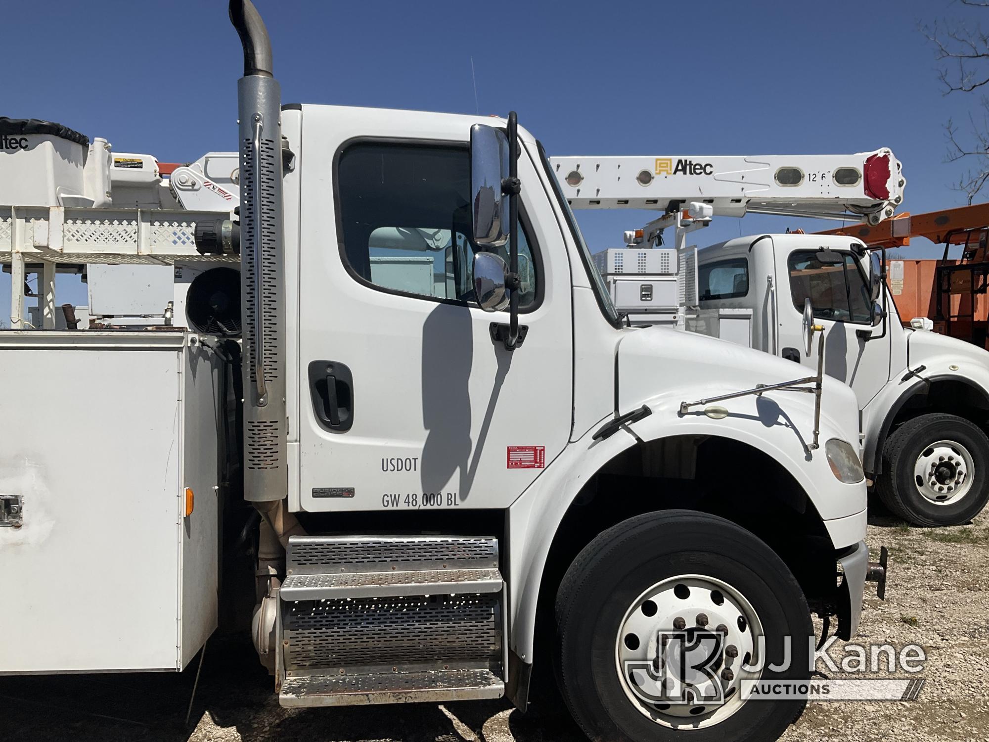 (Kansas City, MO) 2010 Freightliner M2 106 Utility Truck Runs) (Jump to Start, Transmission Not Shif