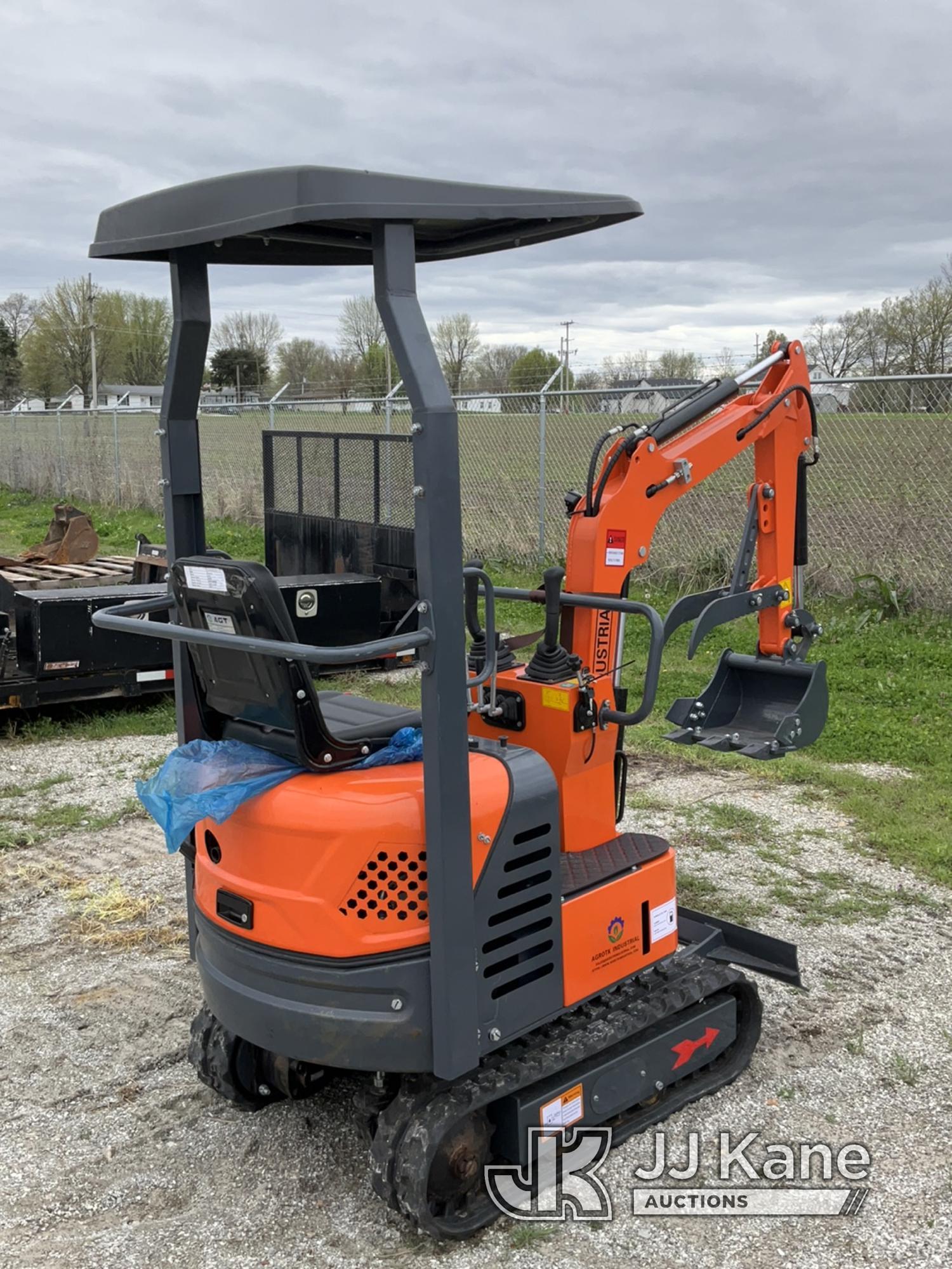 (Hawk Point, MO) 2024 AGT LH12R Mini Hydraulic Excavator New/Unused.