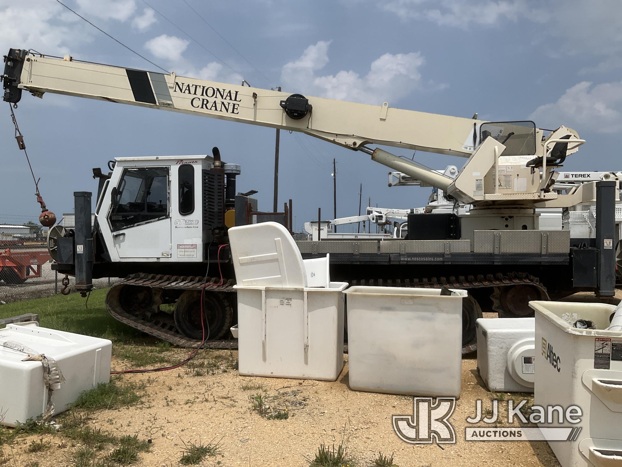 (Houston, TX) National 1100 27 Ton, Hydraulic Crane rear mounted on 2009 Camoplast GT3000HY All-Terr