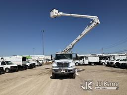 (Waxahachie, TX) Altec AA55-MH, Material Handling Bucket Truck rear mounted on 2017 International 43