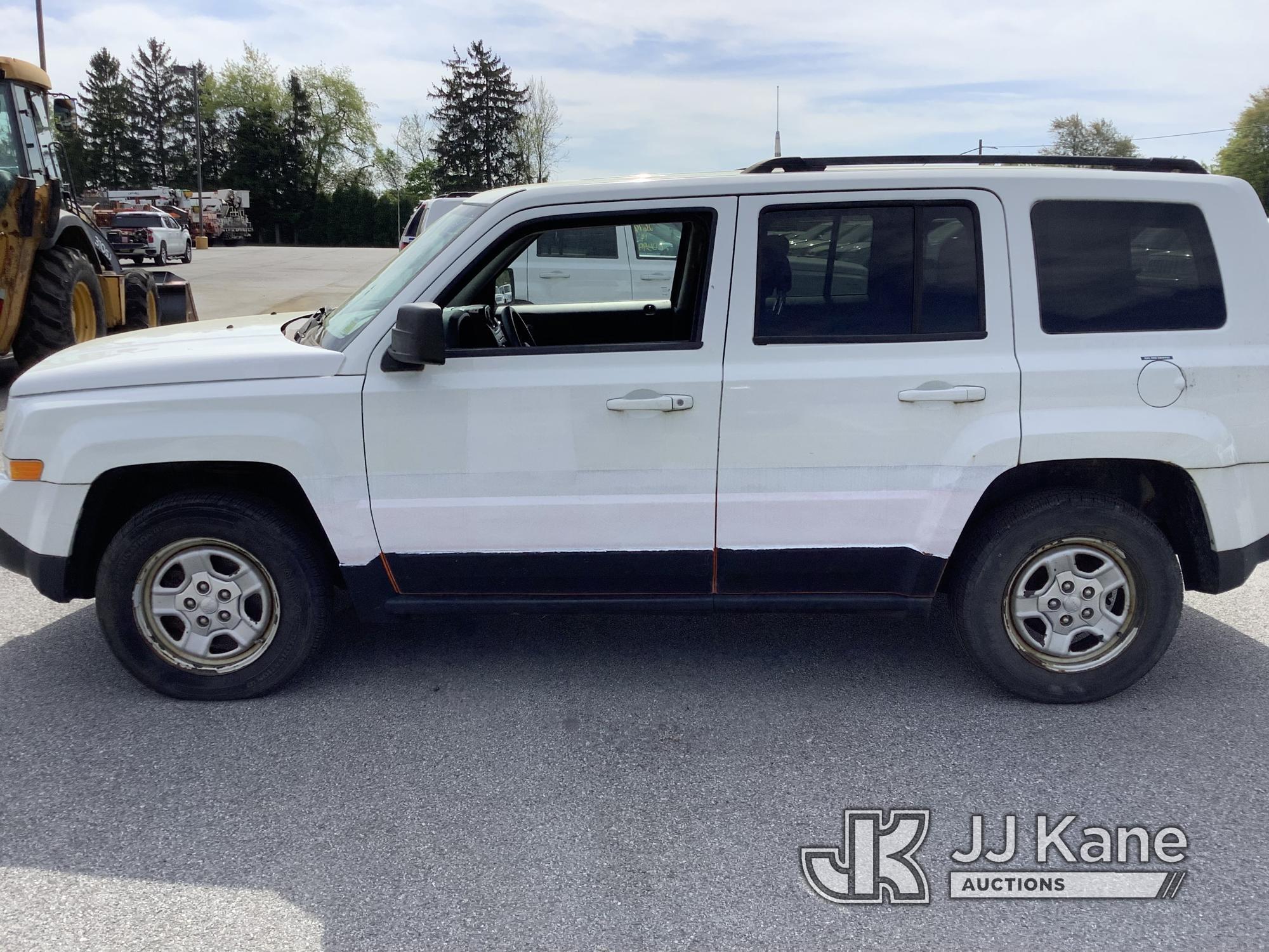 (Chester Springs, PA) 2012 Jeep Patriot 4x4 4-Door Sport Utility Vehicle Runs & Moves, Engine Light