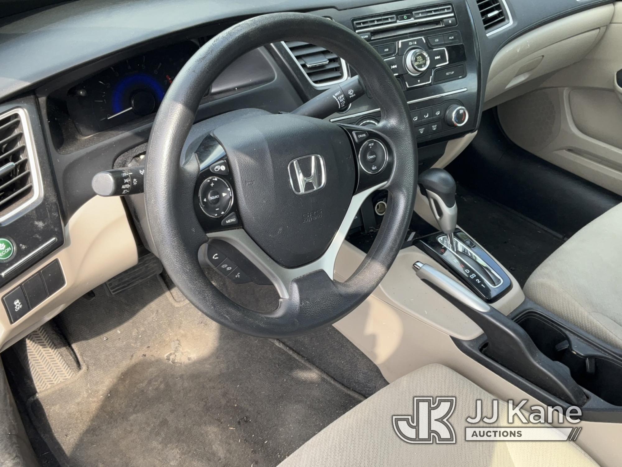 (Chester Springs, PA) 2013 Honda Civic 4-Door Sedan CNG Only) (Runs & Moves, Out Fuel/CNG, Body & Ru