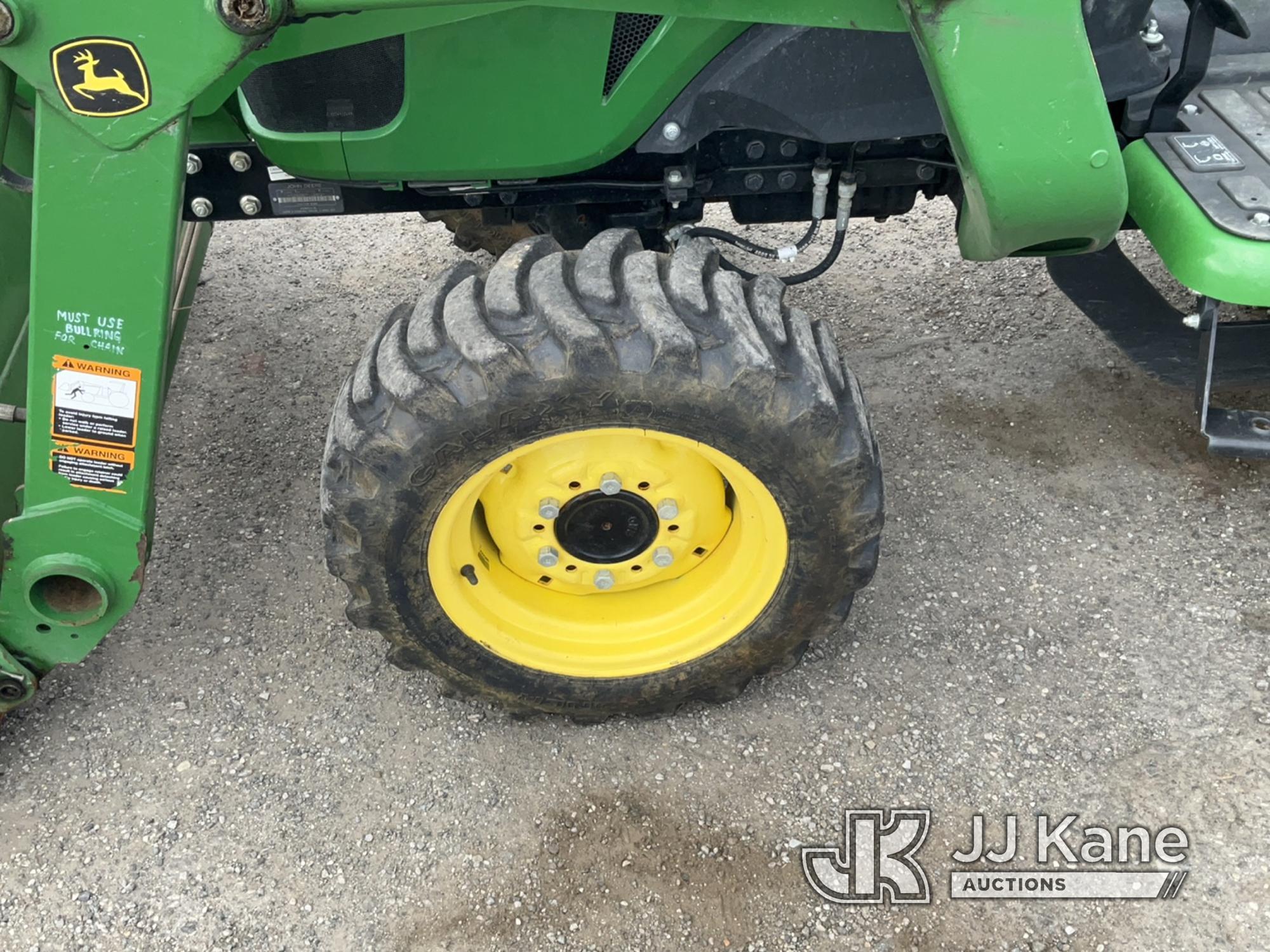 (Plymouth Meeting, PA) 2020 John Deere 3032E 4X4 Mini Utility Tractor Loader Backhoe Runs, Moves & O