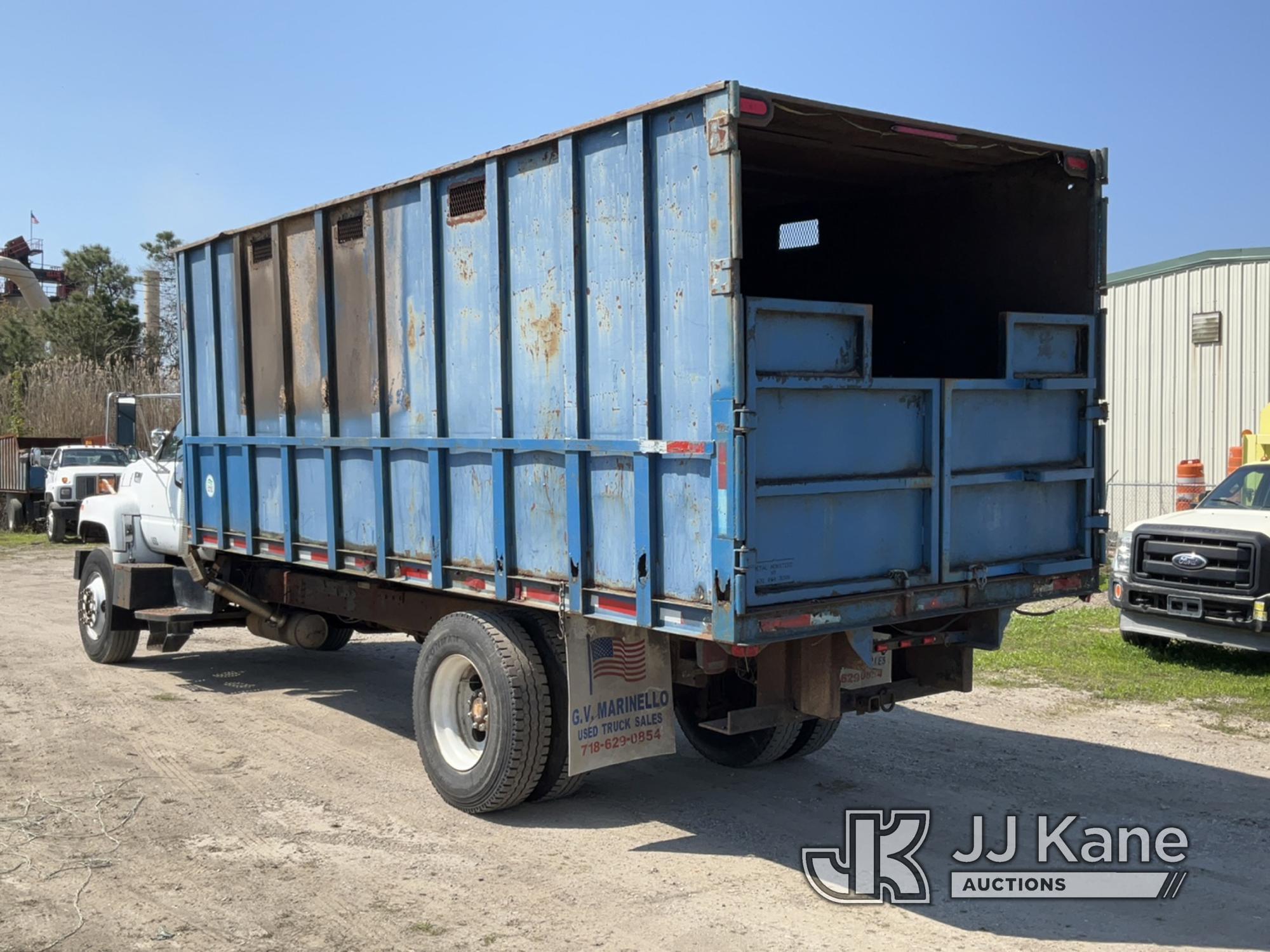 (Bellport, NY) 1999 GMC C7500 Dump Debris Truck Runs & Moves, Dump Not Operating, Dump Frame Twisted