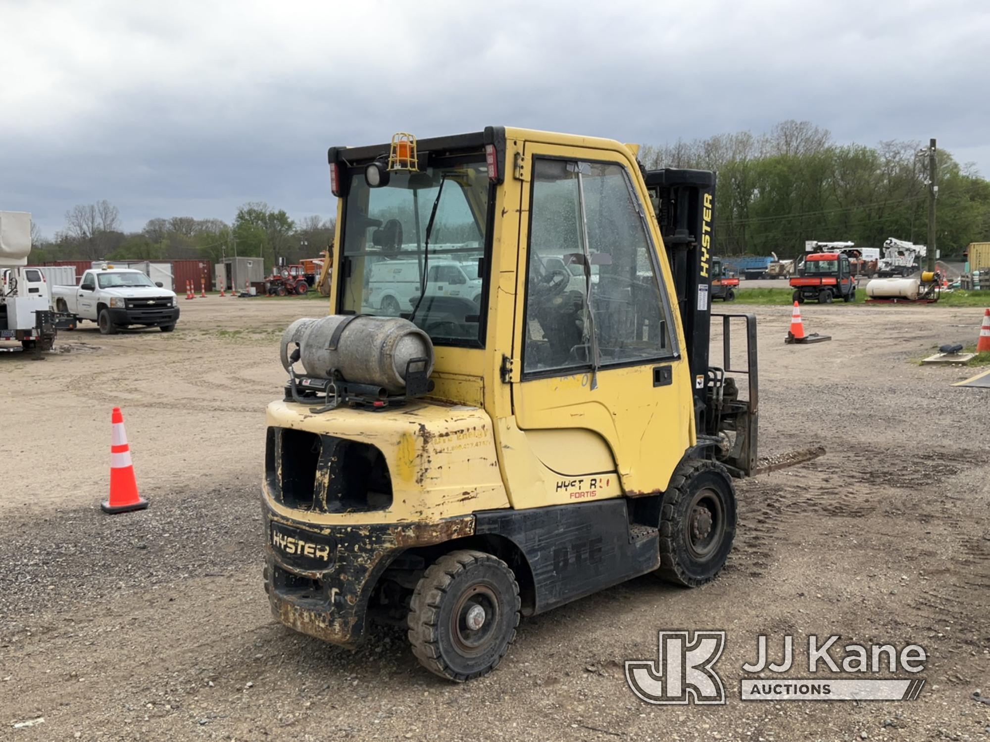 (Charlotte, MI) 2005 Hyster H50FT Rubber Tired Forklift Runs, Moves, Operates, Jump to Start, LP Tan