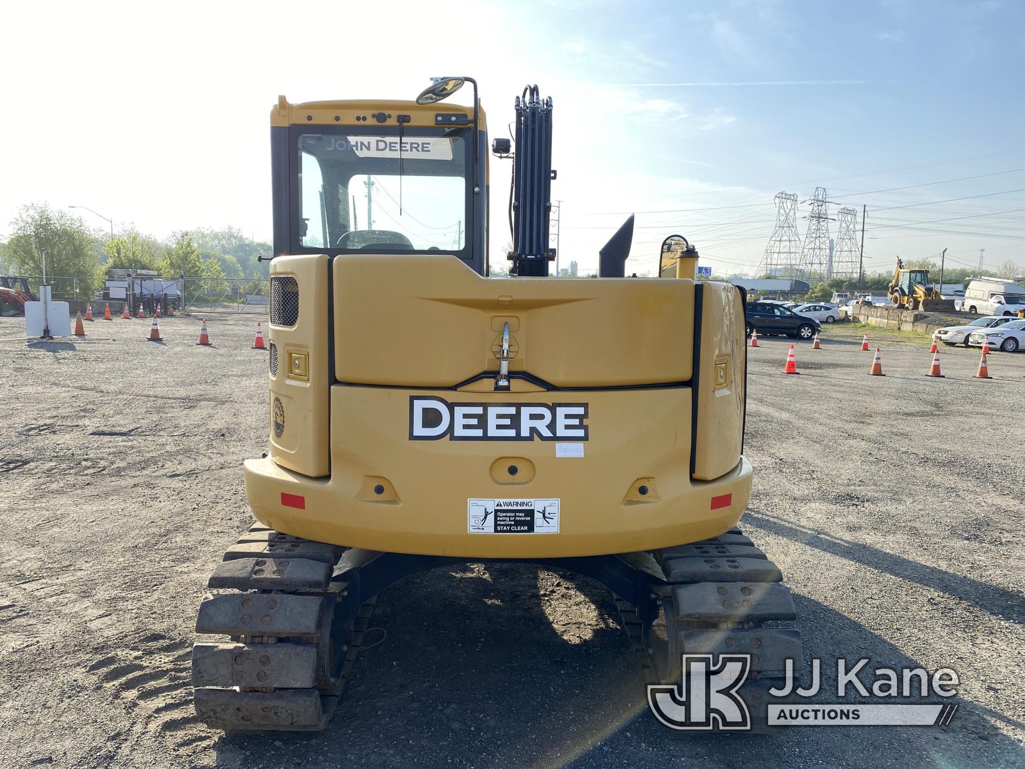(Plymouth Meeting, PA) 2016 John Deere 85G Hydraulic Excavator Runs Moves & Operates