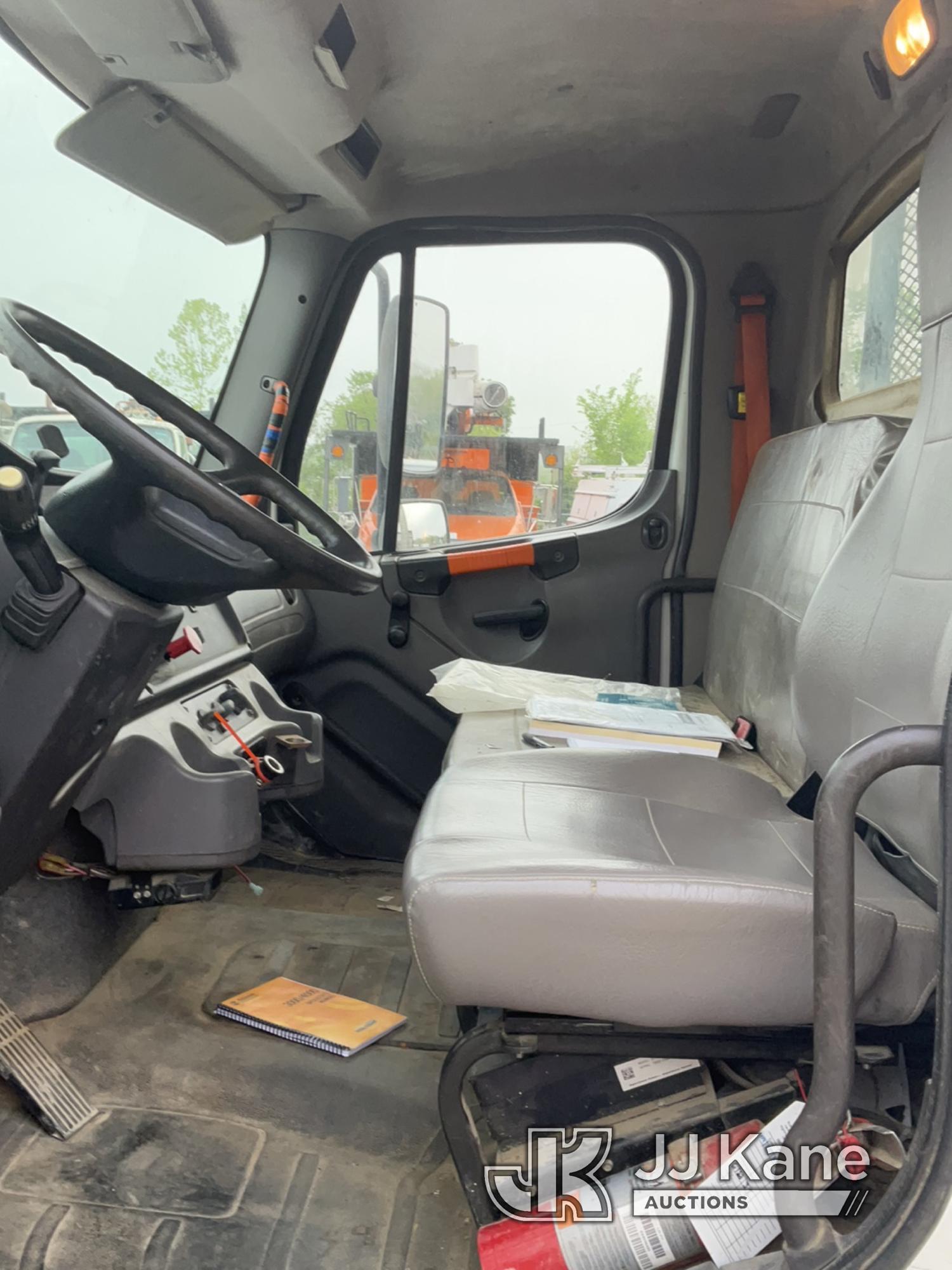 (Plymouth Meeting, PA) Hiab XS B-3 122, Knuckleboom Crane mounted behind cab on 2014 Freightliner M2