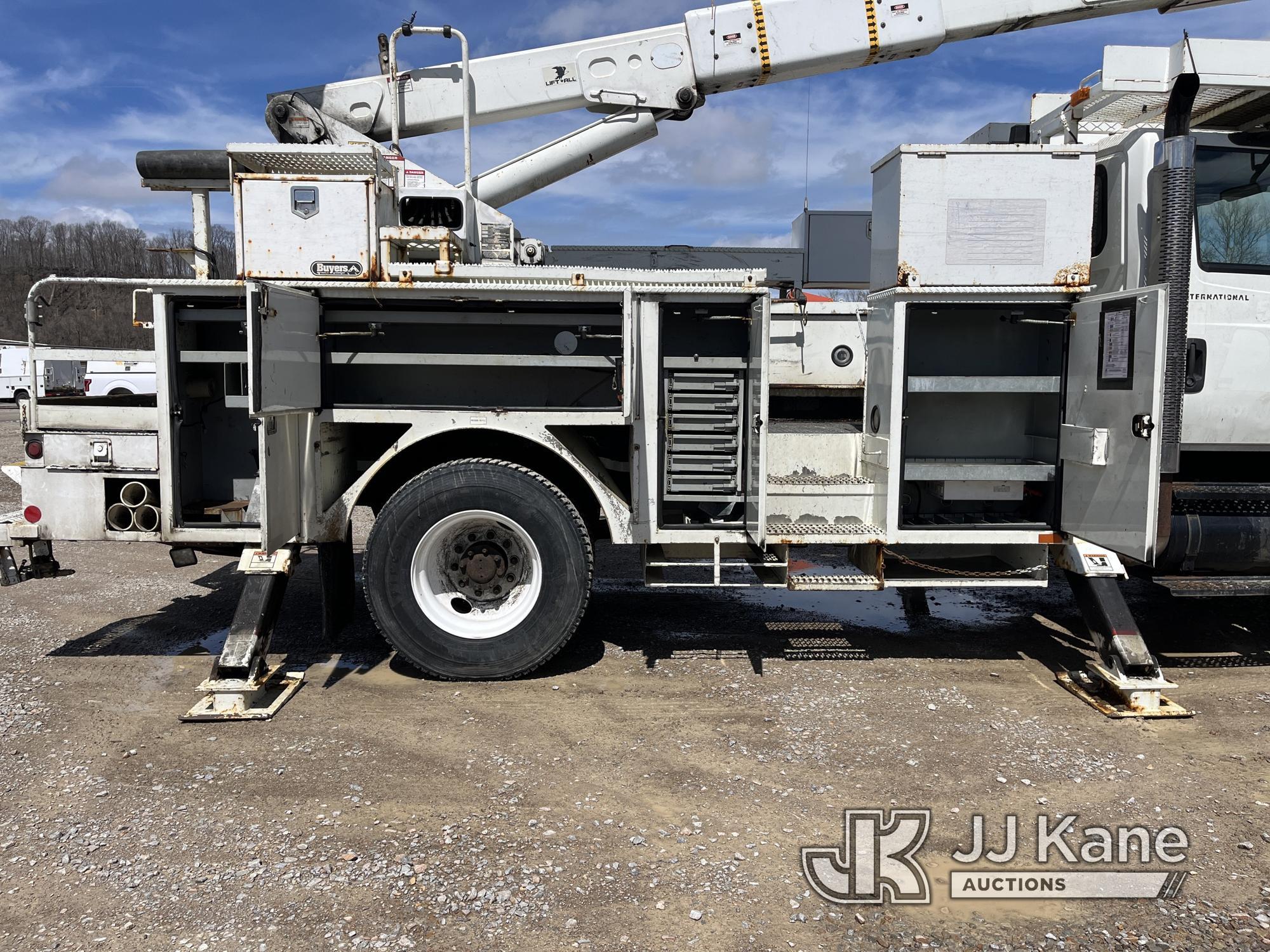 (Smock, PA) Lift-All LOM15-55-1S, Articulating & Telescopic Material Handling Bucket Truck rear moun