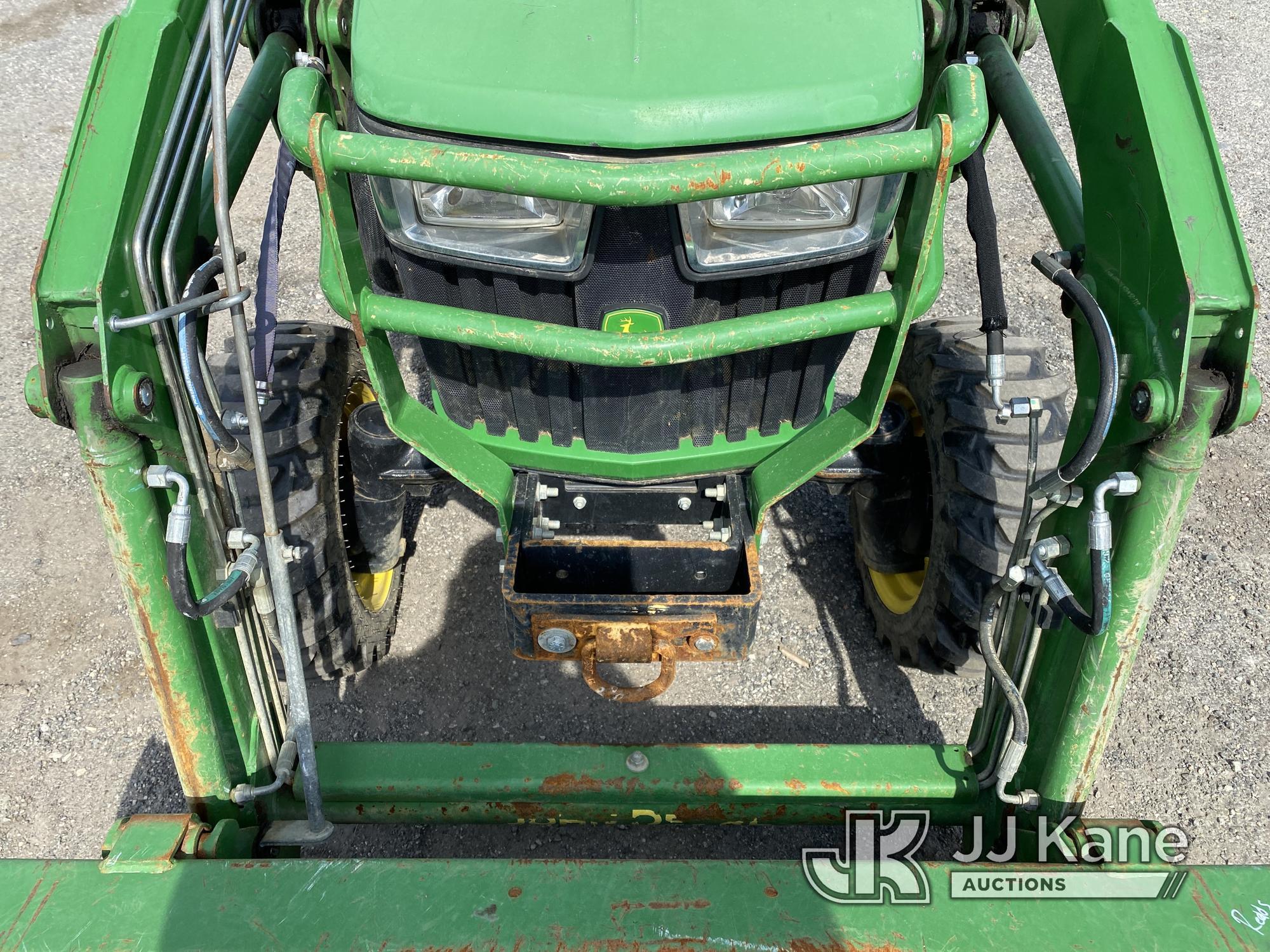 (Plymouth Meeting, PA) 2019 John Deere 2032 4x4 Mini Tractor Loader Backhoe Runs & Operates