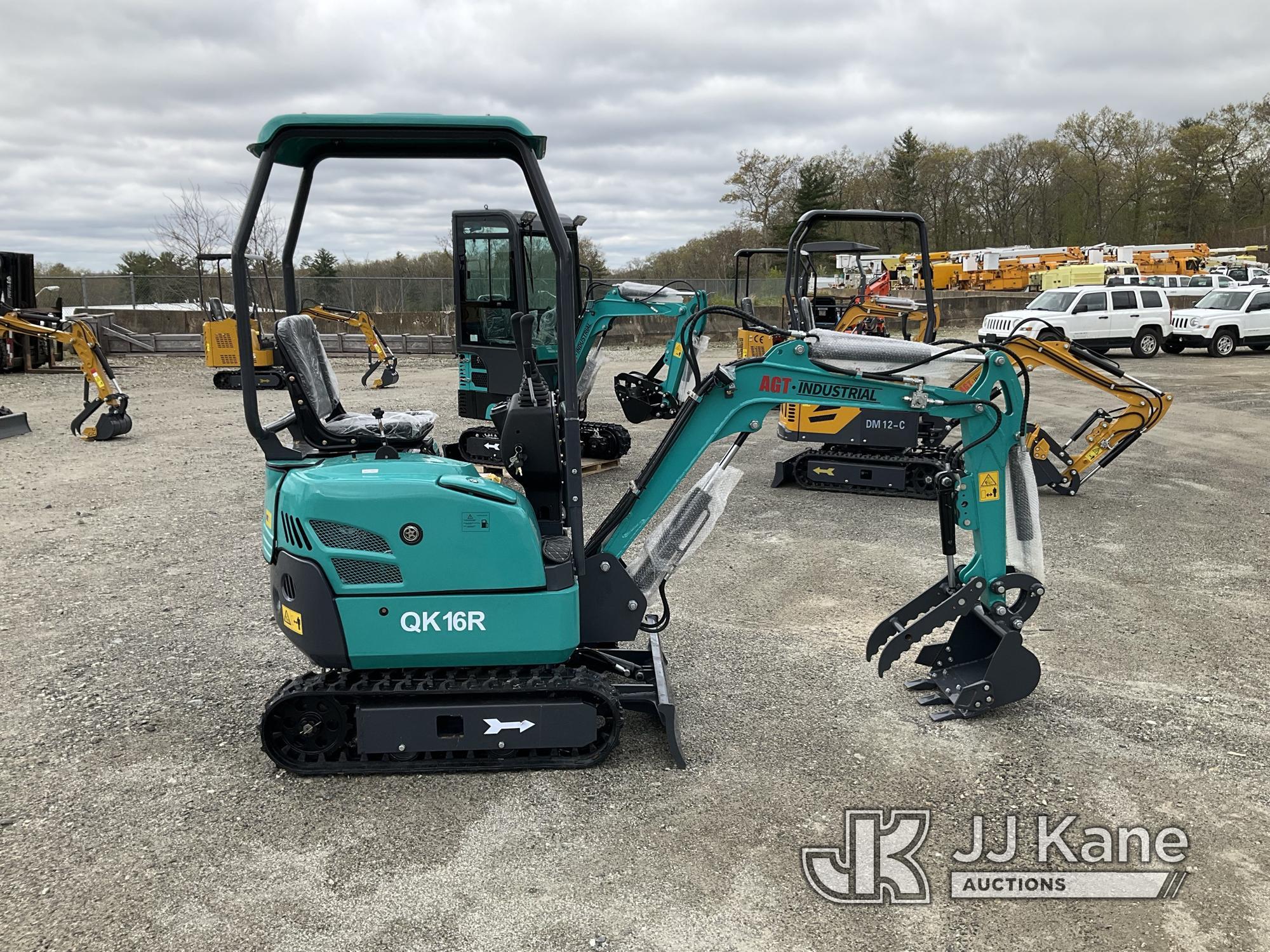 (Shrewsbury, MA) 2024 AGT QK16R Mini Hydraulic Excavator New/Unused, Engine Access Door Damaged