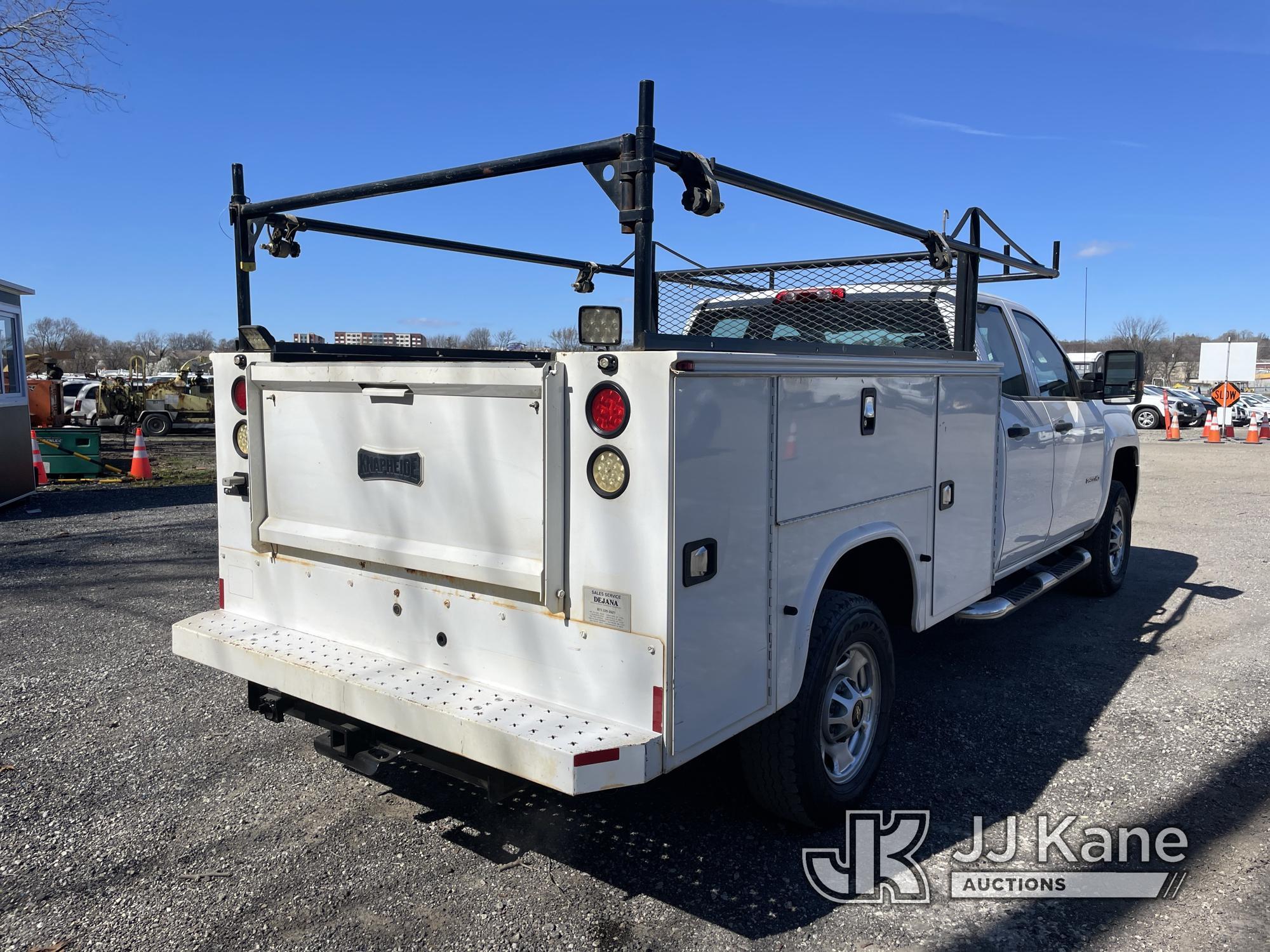 (Plymouth Meeting, PA) 2017 Chevrolet Silverado 2500HD 4x4 Extended-Cab Service Truck Runs & Moves,