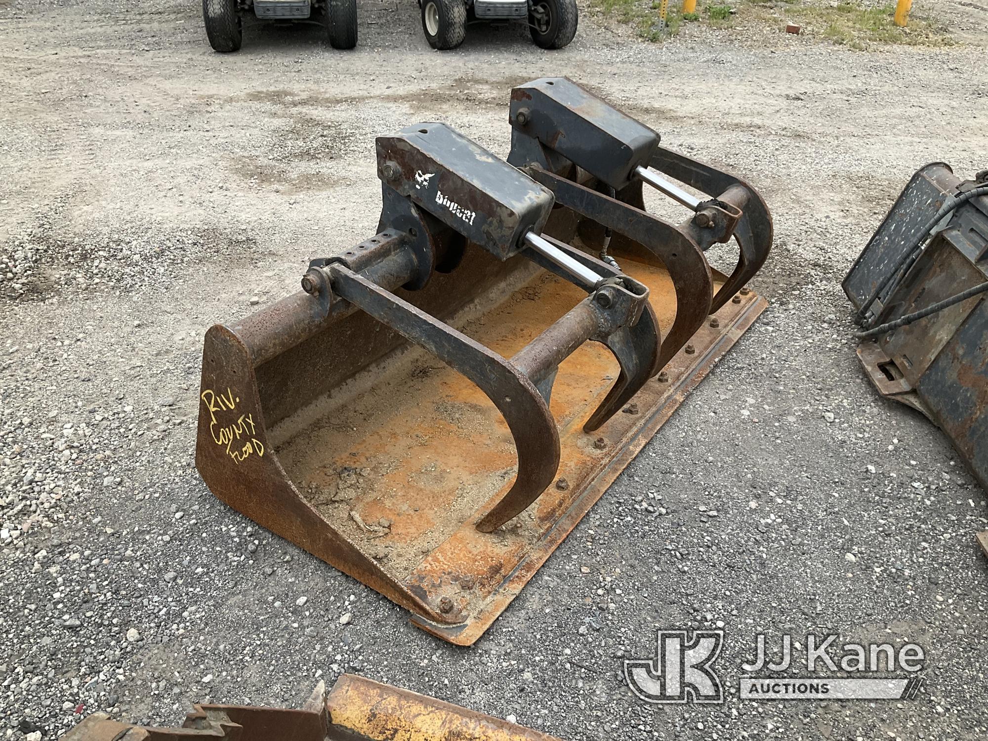 (Jurupa Valley, CA) Bobcat Clamp Bucket CLAMP BUCKET Operation Unknown