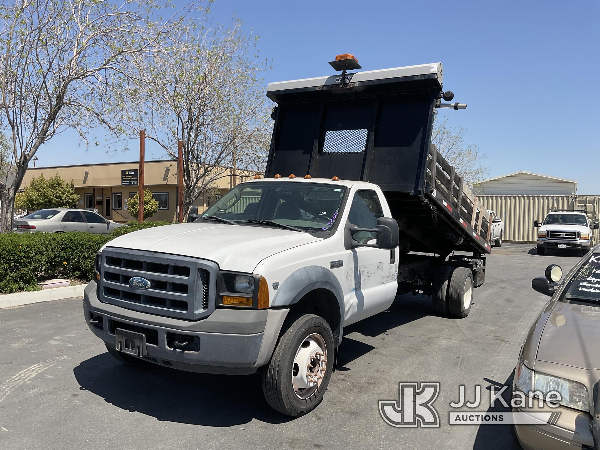 (Jurupa Valley, CA) 2006 Ford F-450 SD Cab & Chassis Runs & Moves