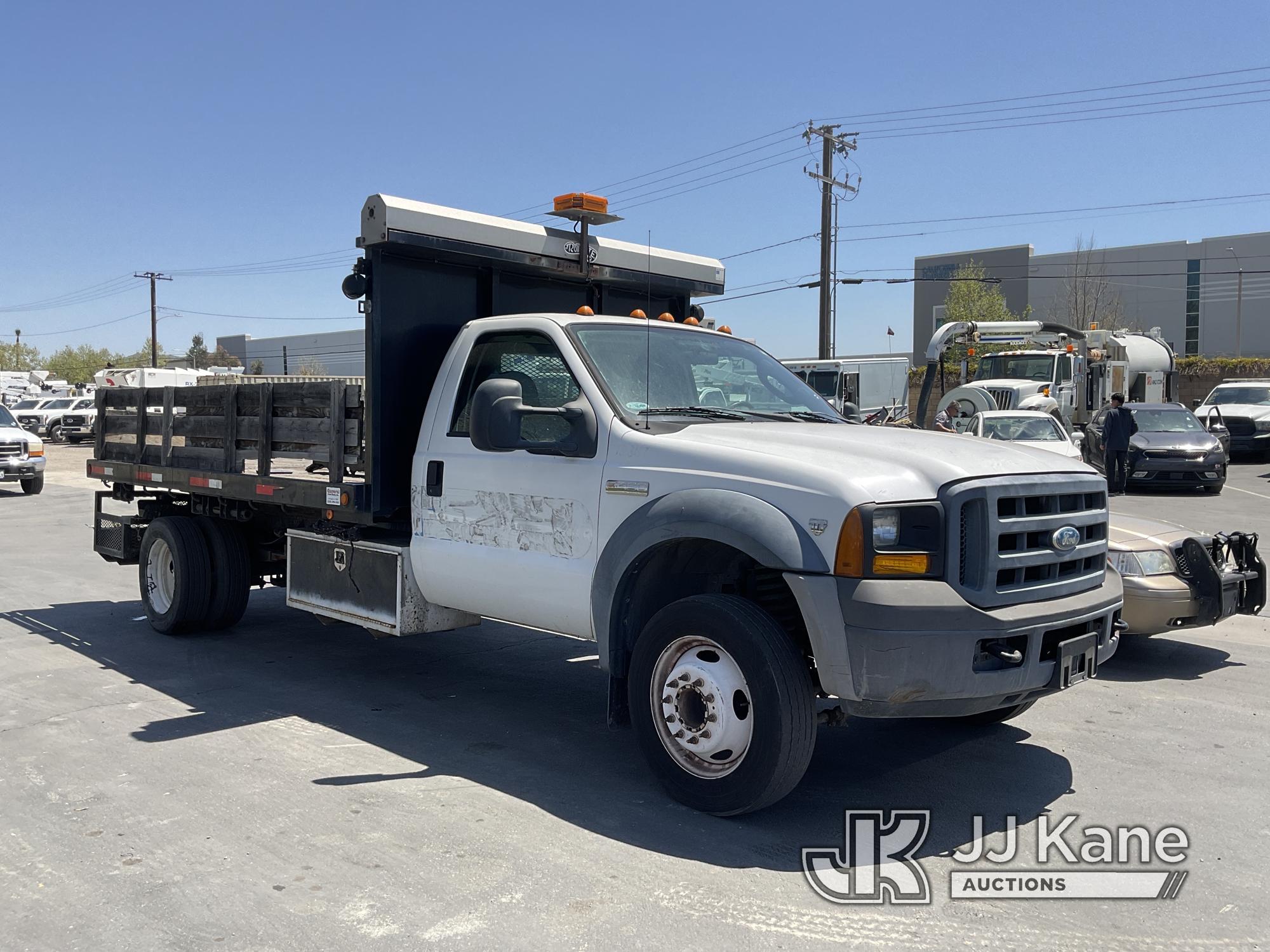 (Jurupa Valley, CA) 2006 Ford F-450 SD Cab & Chassis Runs & Moves