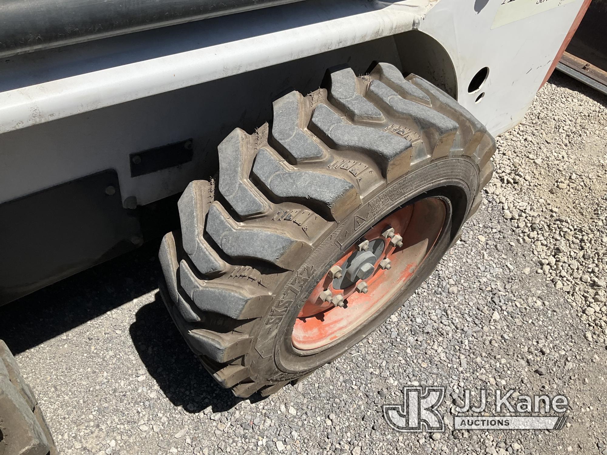 (Jurupa Valley, CA) 1999 Bobcat 763 Skid Steer Loader Runs & Moves