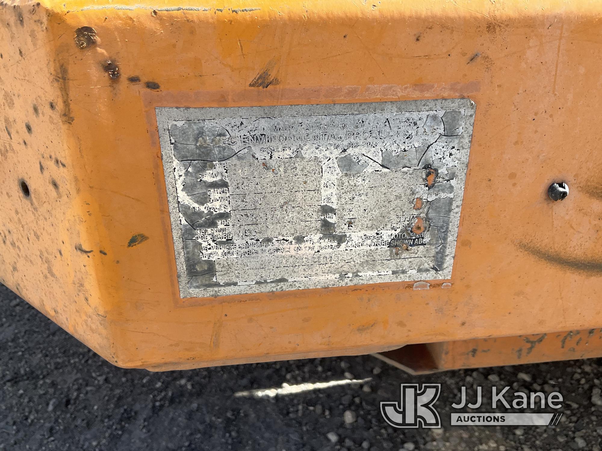 (Jurupa Valley, CA) 2009 Altec WC126A Chipper (12in Drum) Not Running, Engine Blown.  Coolant In Oil
