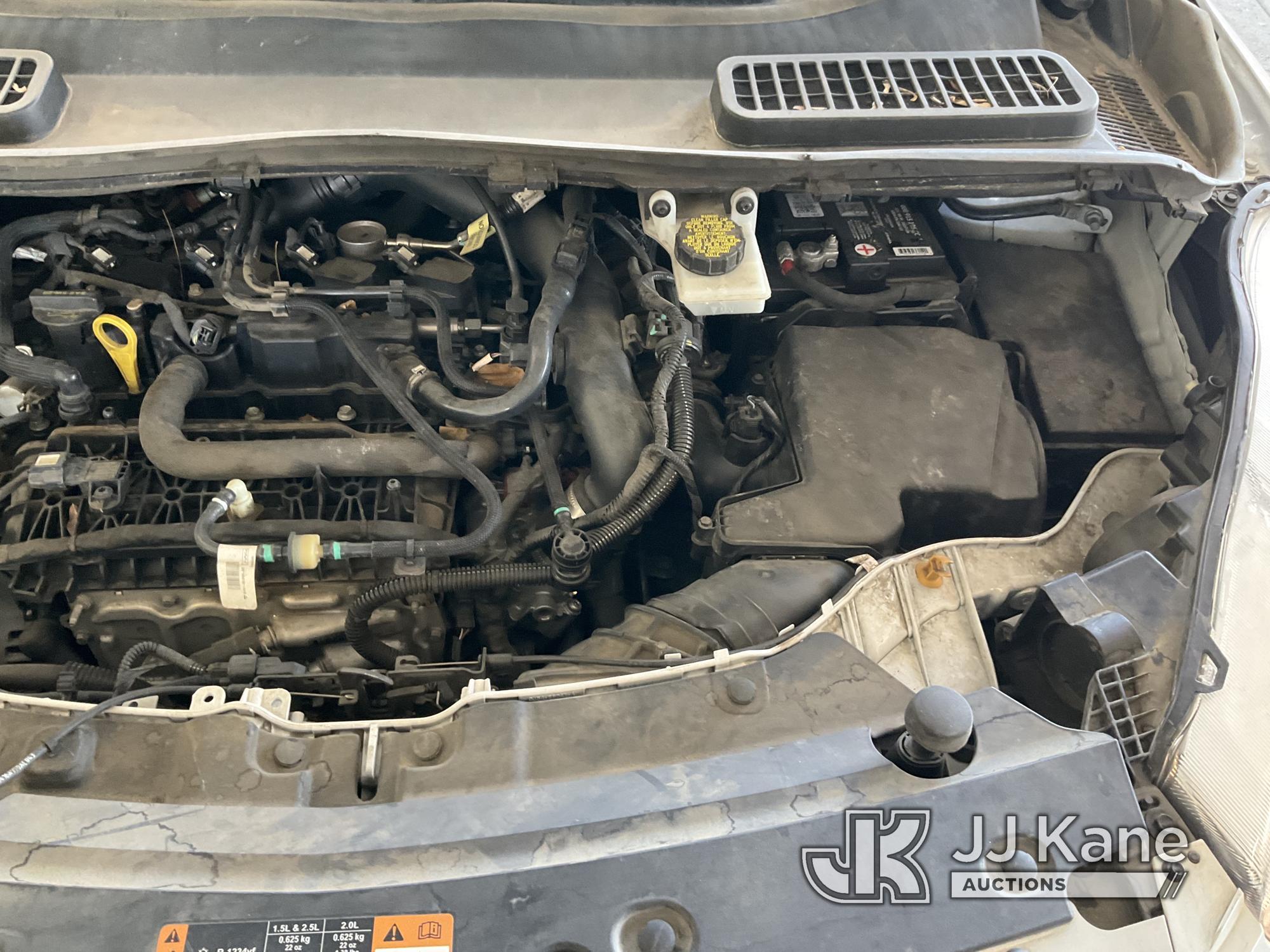 (Jurupa Valley, CA) 2019 Ford Escape 4-Door Sport Utility Vehicle Runs & Moves, Has Check Engine Lig