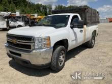 (Shrewsbury, MA) 2013 Chevrolet Silverado 3500HD 4x4 Pickup Truck Runs, Moves & Dump Operates) (Dama