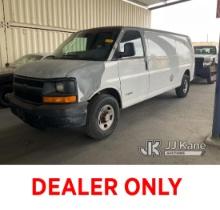 (Jurupa Valley, CA) 2003 Chevrolet Express G3500 Extended Cargo Van Runs, Moves, Paint Damage On Roo