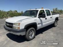 2007 Chevrolet Silverado 2500HD 4x4 Crew-Cab Pickup Truck Runs & Moves) (Body Damage