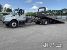 2007 International 4400 Roll Back Truck Runs & Moves) (Rust Damage