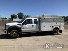 2016 Ford F550 4x4 Extended-Cab Service Truck Runs, Moves, Battery Light On, Hood Damage
