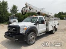 Altec AT40G, Articulating & Telescopic Bucket Truck mounted behind cab on 2016 Ford F550 4x4 Service