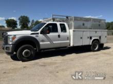 2016 Ford F550 4x4 Extended-Cab Service Truck Runs & Moves