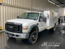 2009 Ford F550 4x4 Dual Wheel Service Truck Runs & Moves, Missing Right Taillight
