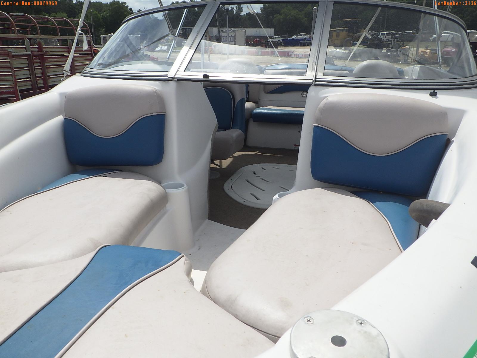 5-03136 (Vessels-Side console)  Seller:Private/Dealer 2006 BUJ TAHOE