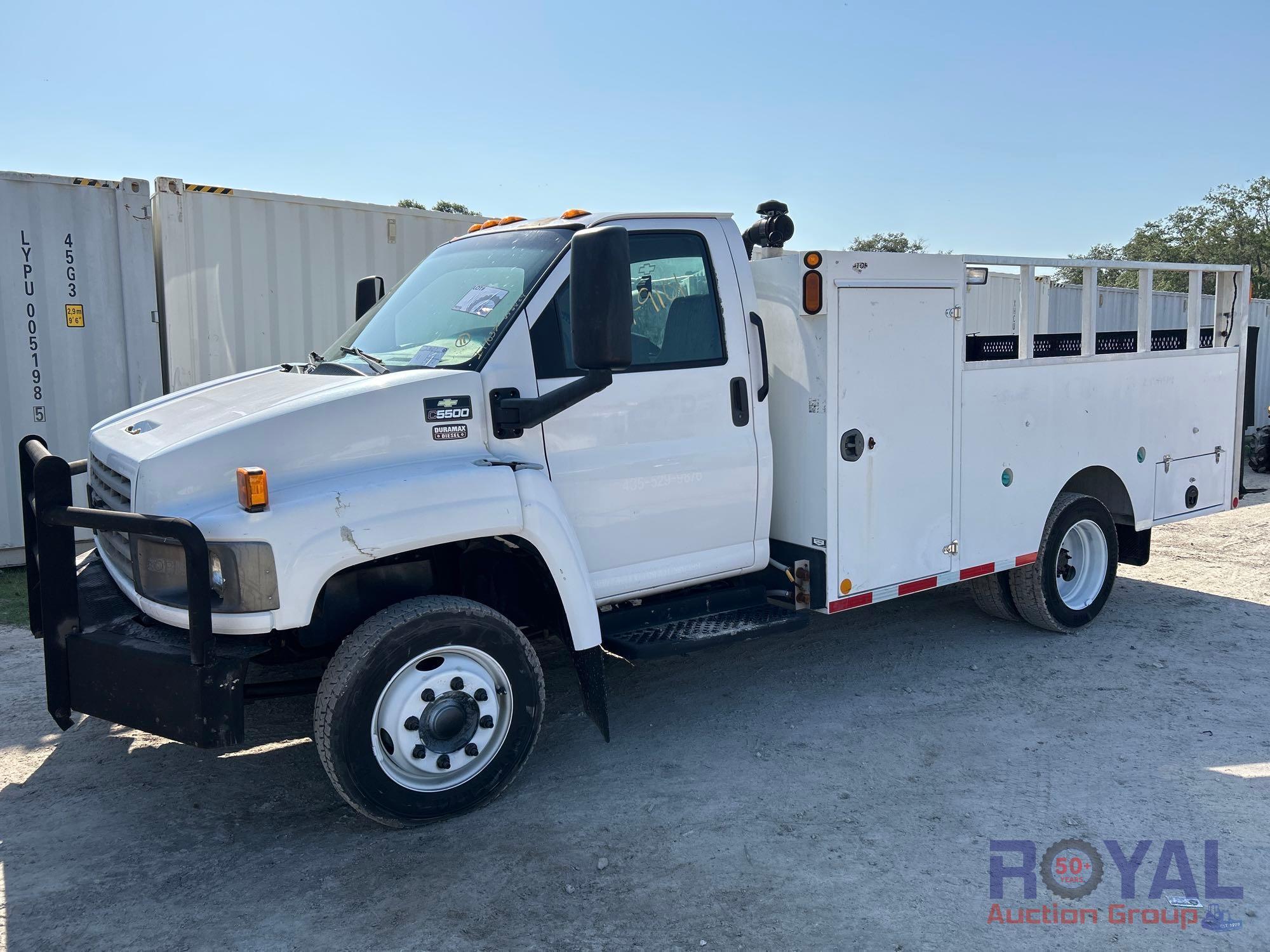 2005 Chevrolet C5500 Service Truck