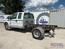 2002 Ford F-350 Ext Cab 4x4 Cab and Chassis Truck