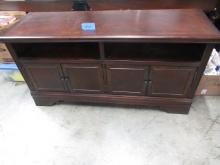 ENTERTAINMENT STAND  30 X 60 X 20