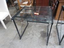 GLASS TABLE  31 X 30 X 30