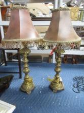 PAIR VINTAGE OF LAMPS(HEAVY)  26 T