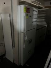 GE Household Refrigerator/Freezer