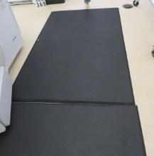 black rubber anti fatiaque mats 70" x 46'"