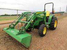 4642 4520 JOHN DEERE 2 POST MFD E/HYDRO W/400X JD LOADER 17.5LX24 905 HOURS 2013 MODEL S/N:1LV4520HP