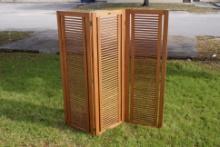 BRAND NEW SOLID WOOD OUTDOOR SCREEN