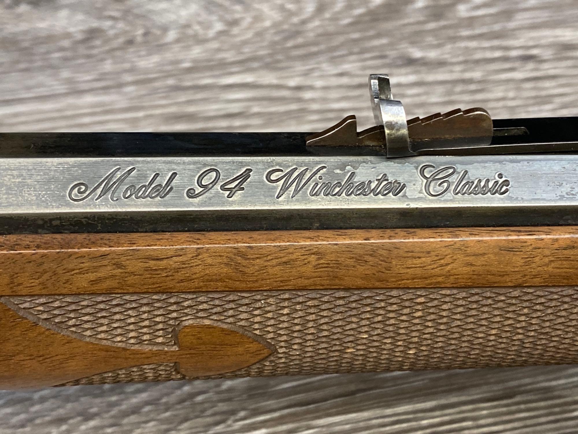 WINCHESTER MODEL 94 "WINCHESTER CLASSIC" 30-30 CALIBER LEVER ACTION RIFLE