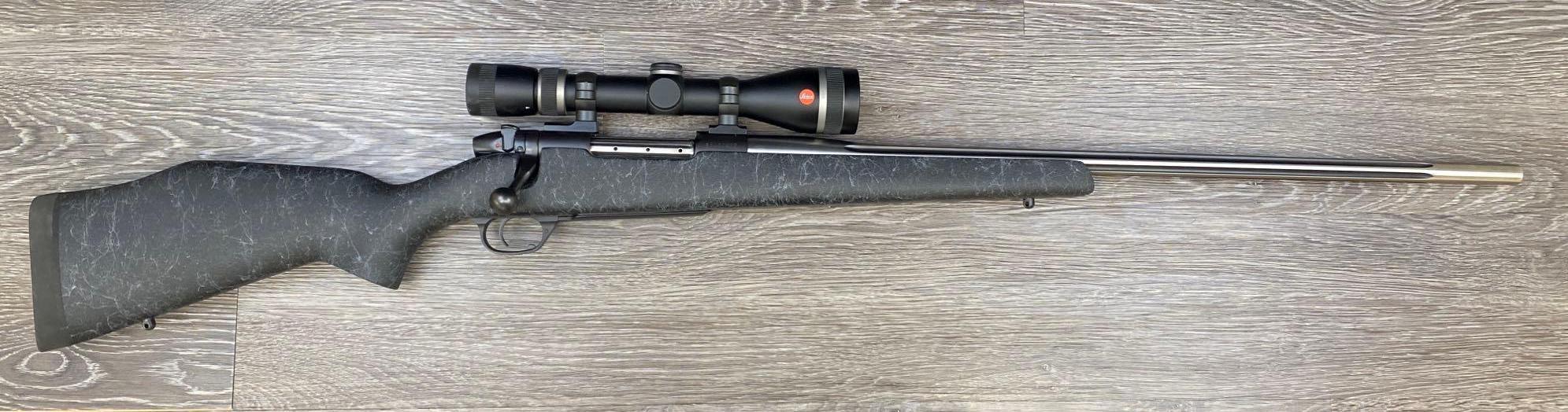 WEATHERBY MK V BOLT ACTION .300 WEATHERBY SPORTING RIFLE W/ LEICA SCOPE